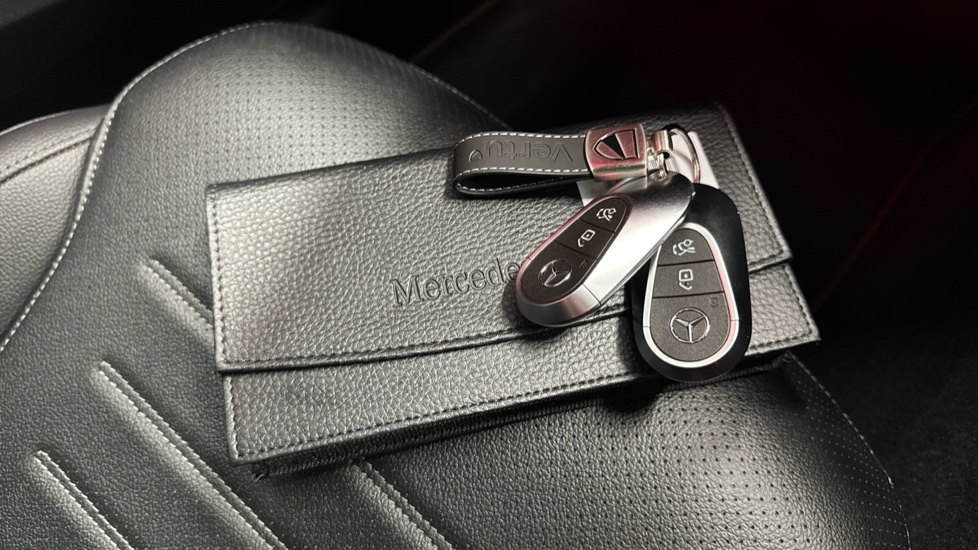 Mercedes-Benz GLC 300 4Matic AMG Line 5dr 9G-Tronic Petrol Estate - Image 19