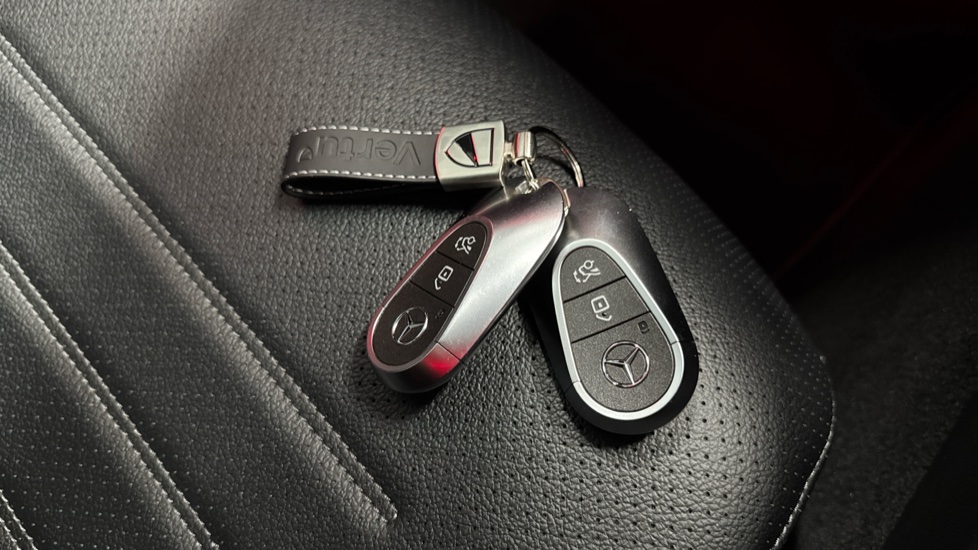 Mercedes-Benz GLC 300 4Matic AMG Line 5dr 9G-Tronic Petrol Estate - Image 20
