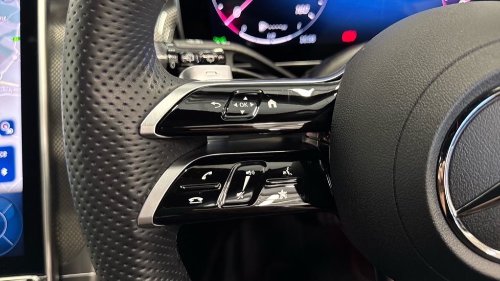 Mercedes-Benz GLC 300 4Matic AMG Line 5dr 9G-Tronic Petrol Estate - Image 29