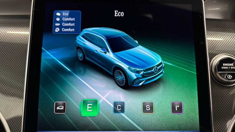 Mercedes-Benz GLC 300 4Matic AMG Line 5dr 9G-Tronic Petrol Estate - Image 40