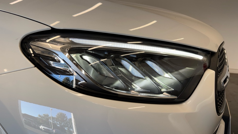 Mercedes-Benz GLC 300 4Matic AMG Line 5dr 9G-Tronic Petrol Estate - Image 43