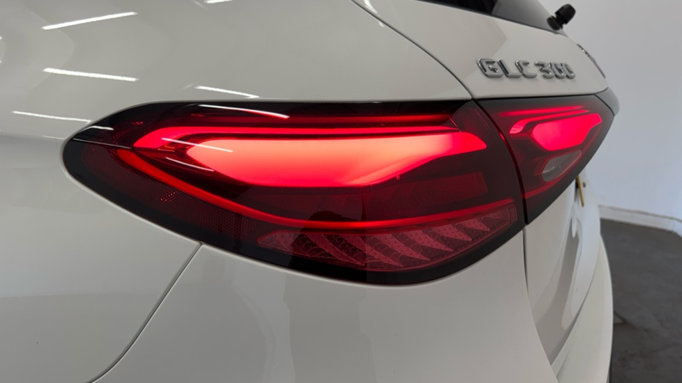 Mercedes-Benz GLC 300 4Matic AMG Line 5dr 9G-Tronic Petrol Estate - Image 45