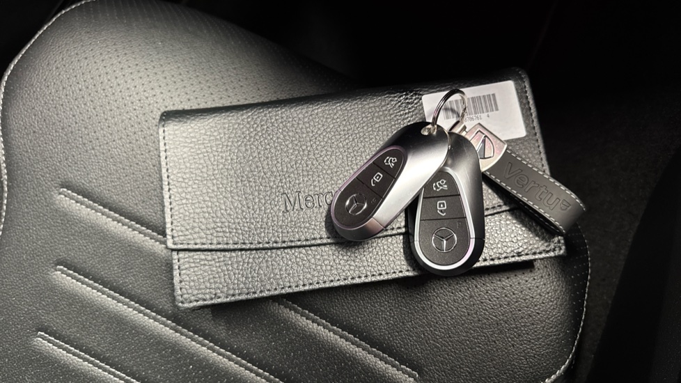 Mercedes-Benz GLC 300 4Matic AMG Line 5dr 9G-Tronic Petrol Estate - Image 19