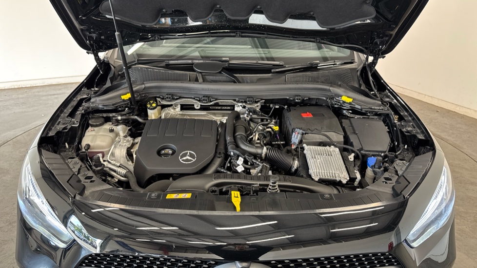 Mercedes-Benz GLA 200 AMG Line Executive 5dr Auto Petrol Hatchback - Image 8