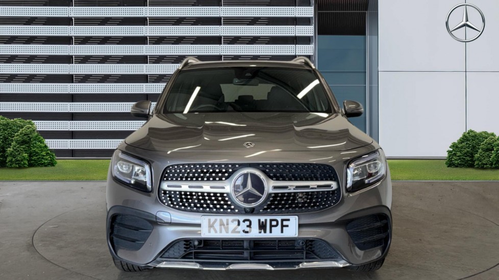 Mercedes-Benz GLB 200 AMG Line Premium 5dr 7G-Tronic Petrol Estate - Image 3