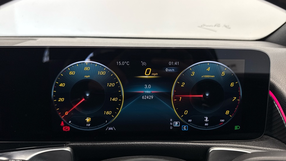 Mercedes-Benz GLB 200 AMG Line Premium 5dr 7G-Tronic Petrol Estate - Image 18