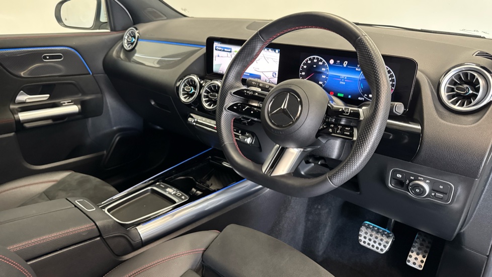 Mercedes-Benz GLA 250e AMG Line Executive 5dr Auto Hatchback - Image 11