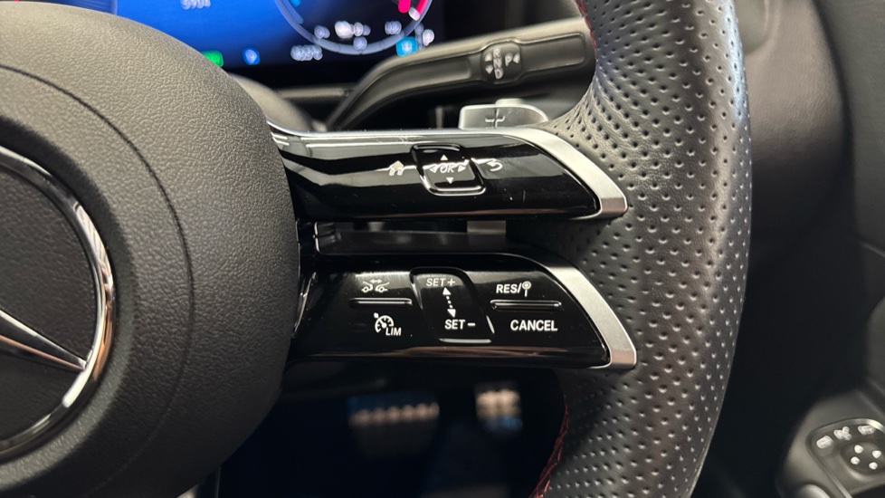 Mercedes-Benz GLA 250e AMG Line Executive 5dr Auto Hatchback - Image 31