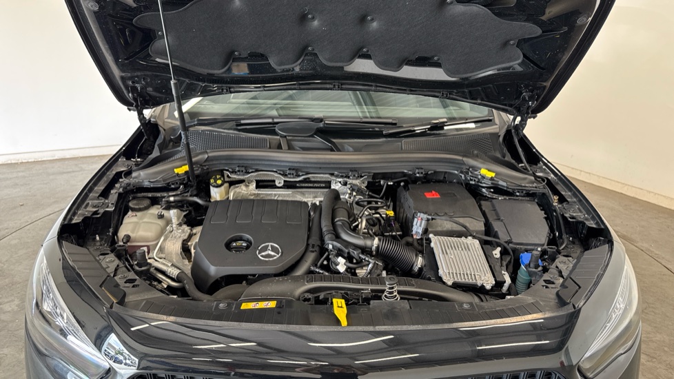 Mercedes-Benz GLA 180 Sport Edition 5dr Auto Petrol Hatchback - Image 8