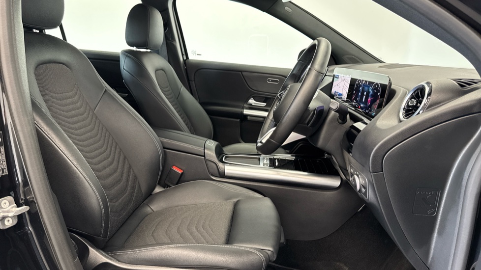 Mercedes-Benz GLA 180 Sport Edition 5dr Auto Petrol Hatchback - Image 28