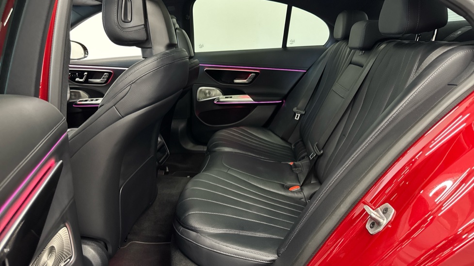 Mercedes-Benz E-Class E220d AMG Line Premium Plus 4dr 9G-Tronic Diesel Saloon - Image 16