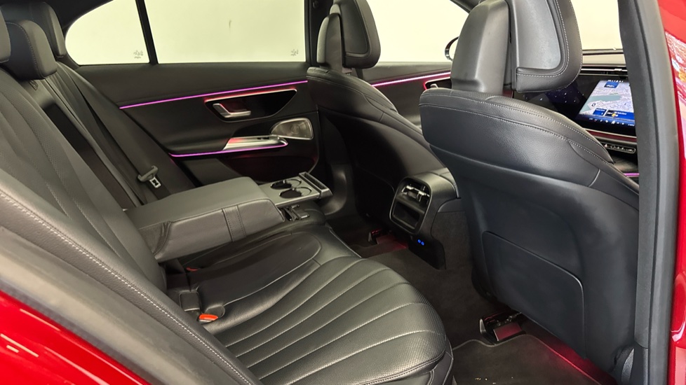 Mercedes-Benz E-Class E220d AMG Line Premium Plus 4dr 9G-Tronic Diesel Saloon - Image 23