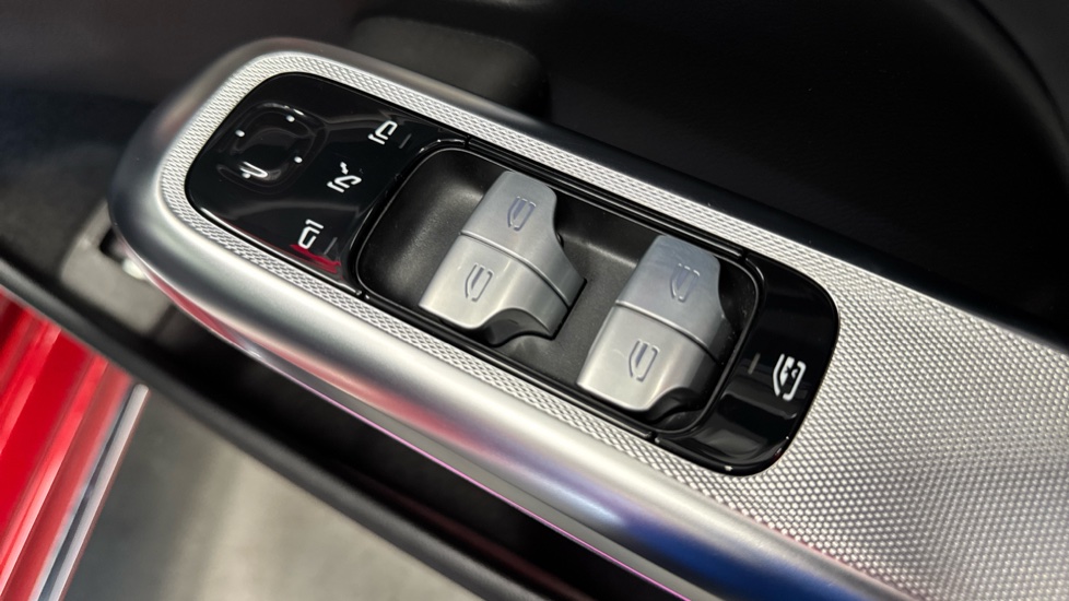 Mercedes-Benz E-Class E220d AMG Line Premium Plus 4dr 9G-Tronic Diesel Saloon - Image 26