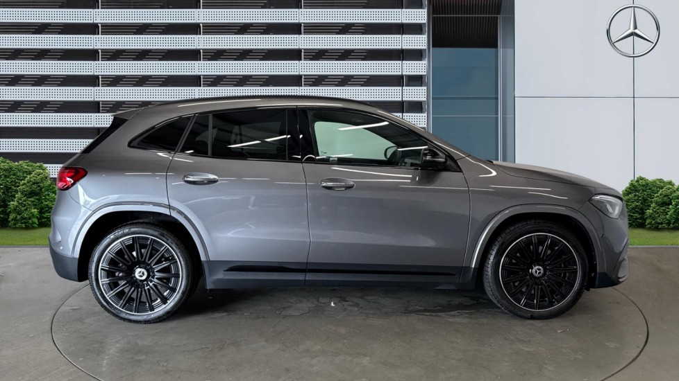 Mercedes-Benz GLA 220d 4Matic AMG Line Premium Plus 5dr Auto Diesel Hatchback - Image 5
