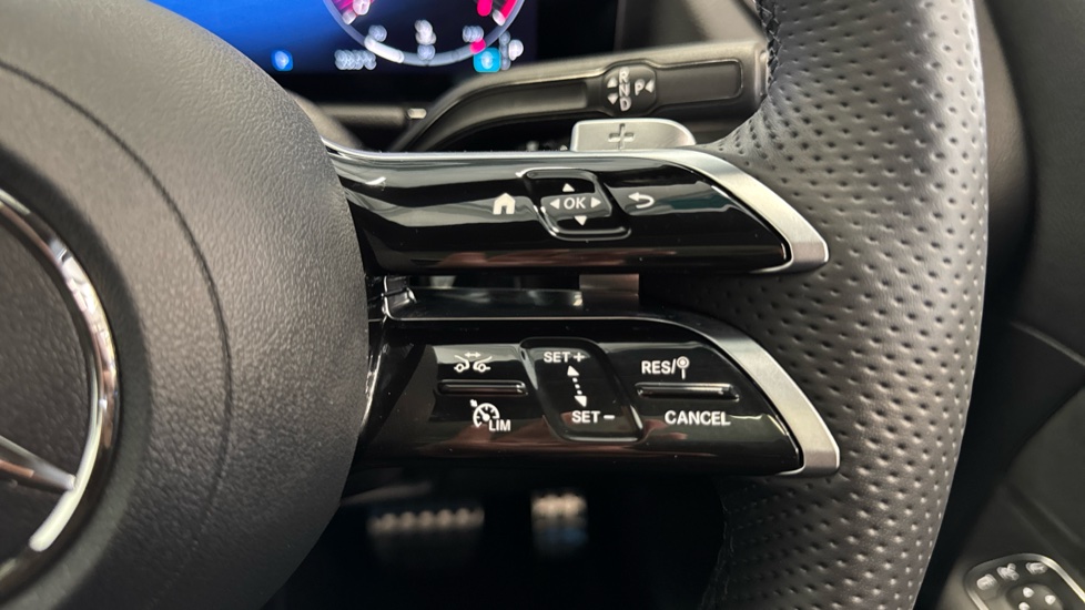 Mercedes-Benz GLA 220d 4Matic AMG Line Premium Plus 5dr Auto Diesel Hatchback - Image 32