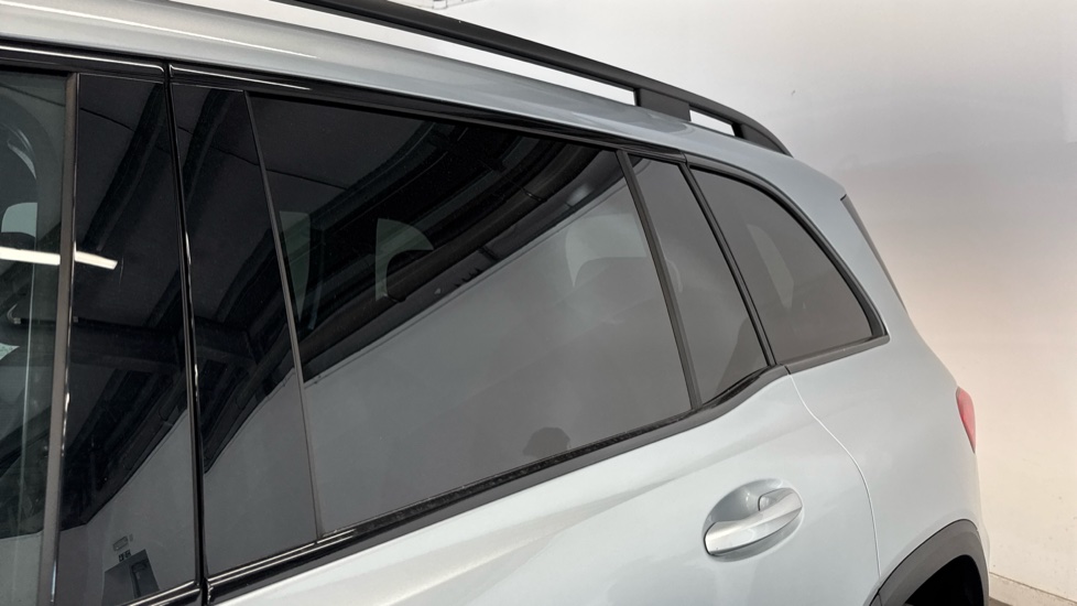 Mercedes-Benz Eqb 250+ 140kW Urban Edition 70.5kWh 5dr Auto Electric Estate - Image 44