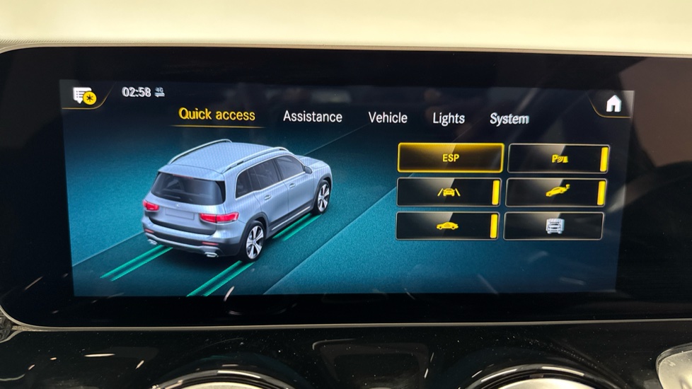 Mercedes-Benz GLB 200 AMG Line Premium + Night Ed 5dr 7G-Tronic Petrol Estate - Image 26