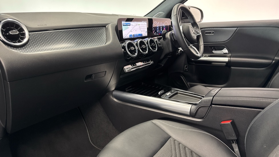 Mercedes-Benz GLA 200 Sport Executive 5dr Auto Petrol Hatchback - Image 9