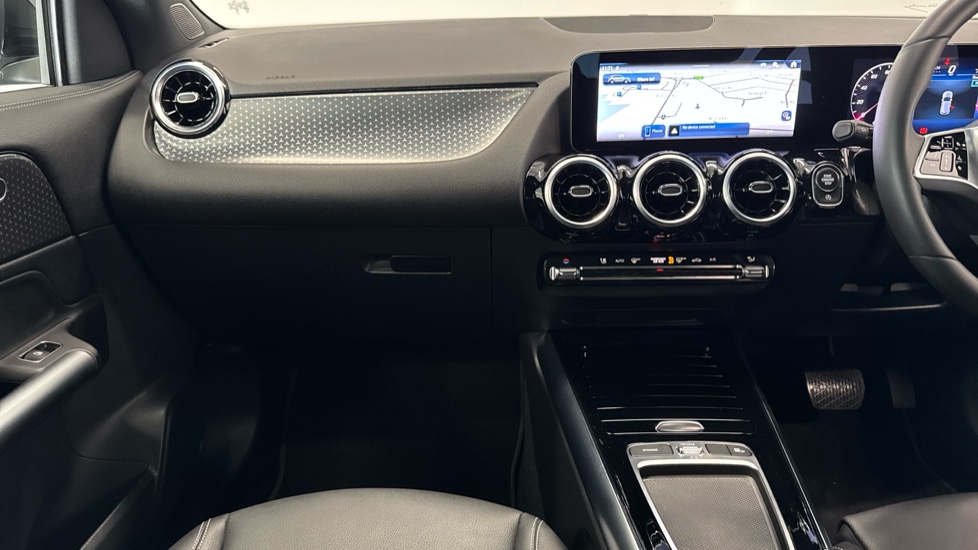Mercedes-Benz GLA 200 Sport Executive 5dr Auto Petrol Hatchback - Image 14