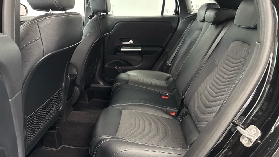 Mercedes-Benz GLA 200 Sport Executive 5dr Auto Petrol Hatchback - Image 16