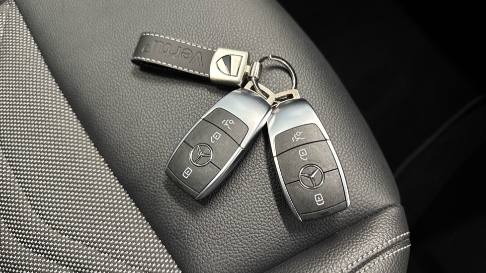 Mercedes-Benz GLA 200 Sport Executive 5dr Auto Petrol Hatchback - Image 20