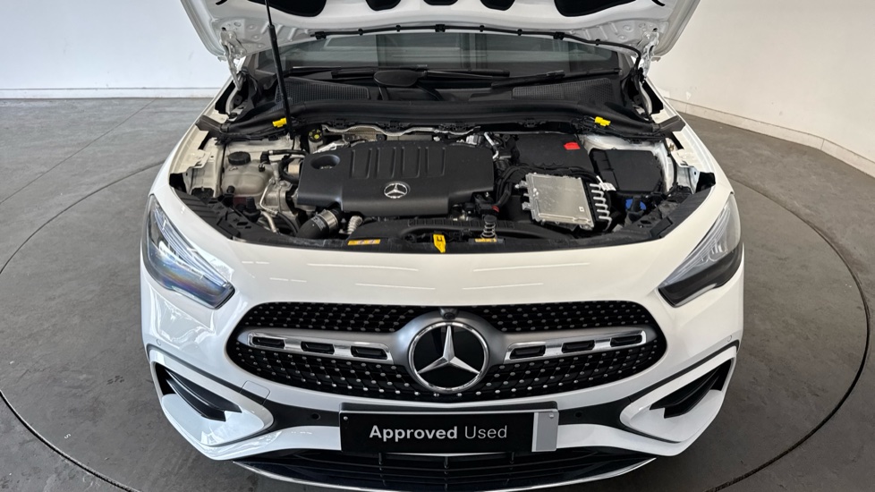 Mercedes-Benz GLA 200d AMG Line Executive 5dr Auto Diesel Hatchback - Image 8