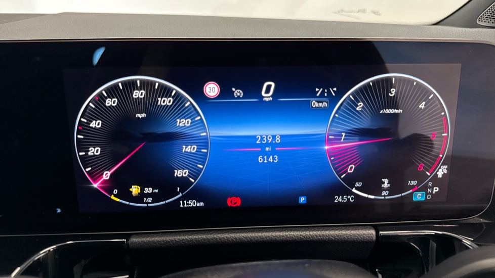 Mercedes-Benz GLA 200d AMG Line Executive 5dr Auto Diesel Hatchback - Image 18