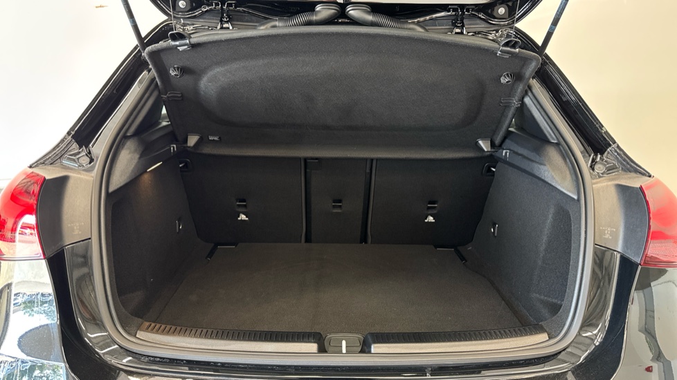 Mercedes-Benz A-Class A200 AMG Line Executive 5dr Auto Petrol Hatchback - Image 4