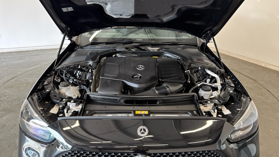 Mercedes-Benz C-Class C200d AMG Line Premium Plus 5dr Auto Diesel Estate - Image 8