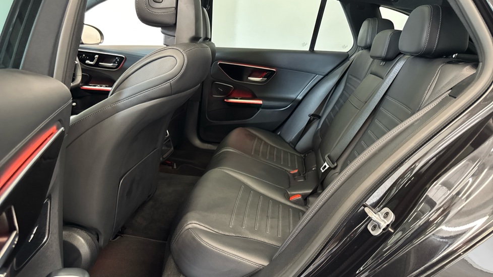 Mercedes-Benz C-Class C200d AMG Line Premium Plus 5dr Auto Diesel Estate - Image 16
