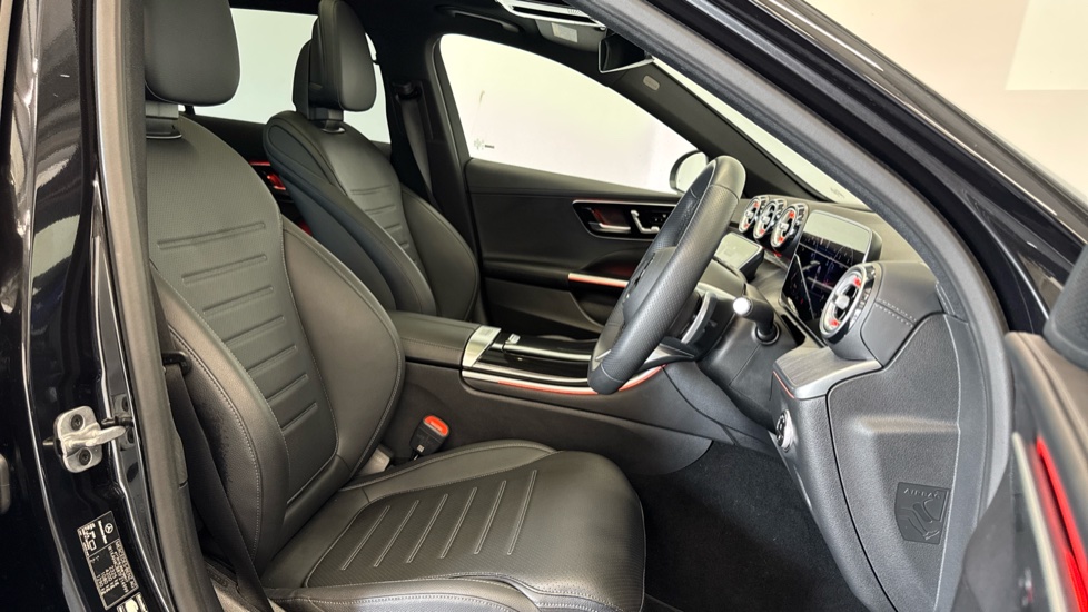 Mercedes-Benz C-Class C200d AMG Line Premium Plus 5dr Auto Diesel Estate - Image 26