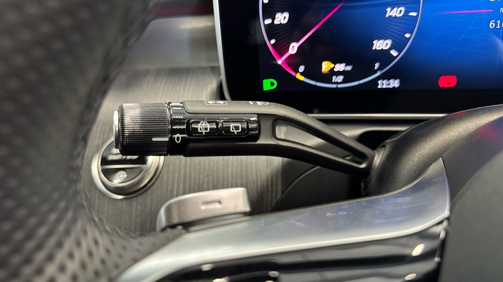 Mercedes-Benz C-Class C200d AMG Line Premium Plus 5dr Auto Diesel Estate - Image 31