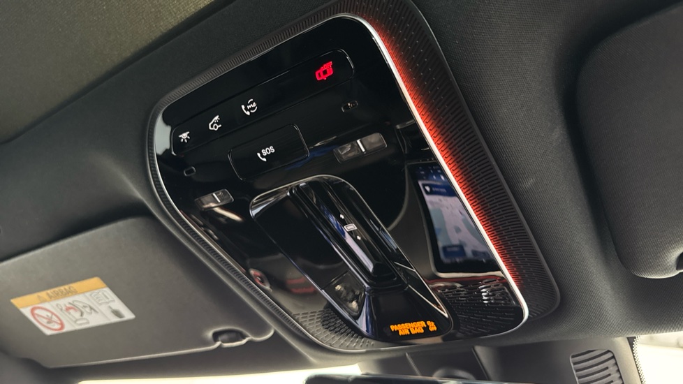 Mercedes-Benz C-Class C200d AMG Line Premium Plus 5dr Auto Diesel Estate - Image 35