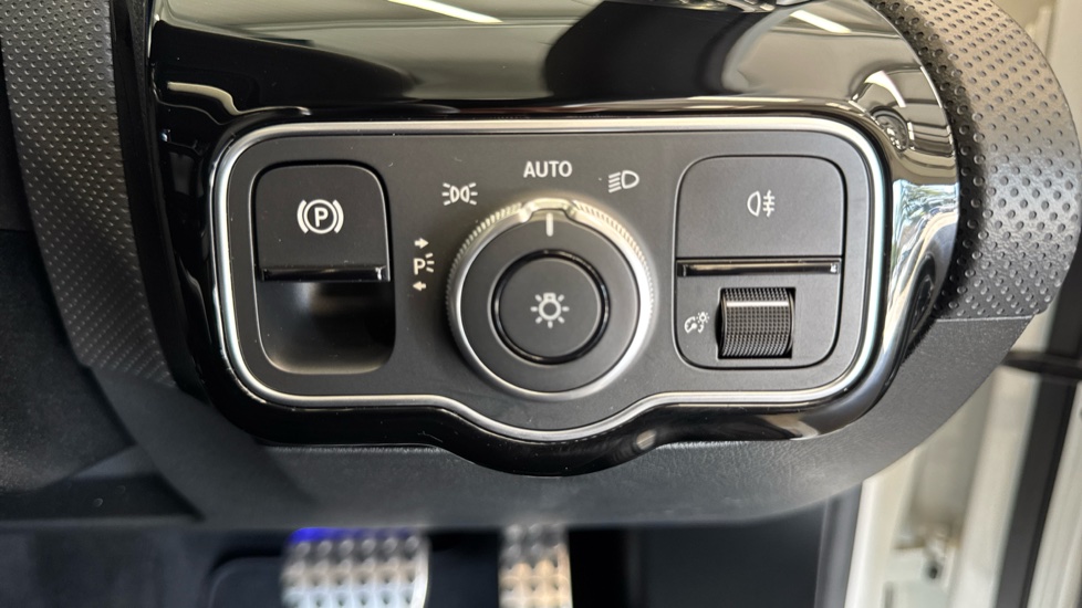 Mercedes-AMG A-Class A35 4Matic Touring Edition 5dr Auto Petrol Hatchback - Image 28