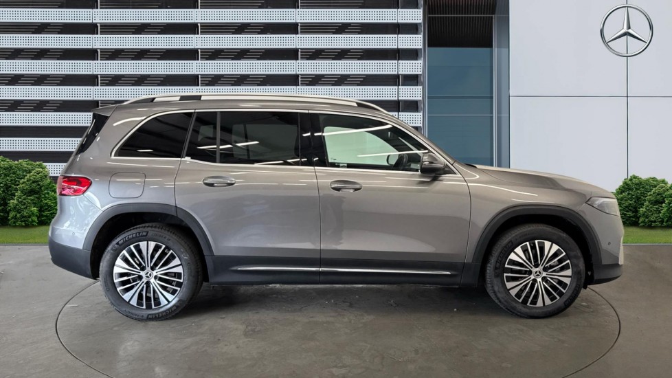 Mercedes-Benz Eqb 250+ 140kW Sport Executive 70.5kWh 5dr Auto Electric Estate - Image 5