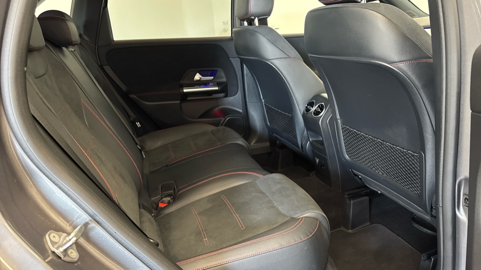 Mercedes-Benz B-Class B200d AMG Line Premium 5dr Auto Diesel Hatchback - Image 23