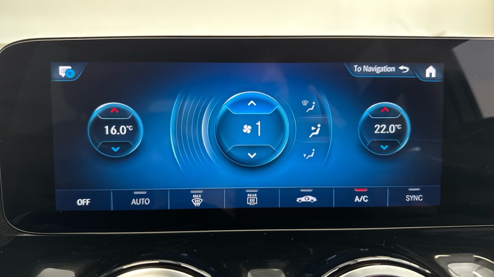 Mercedes-Benz B-Class B200d AMG Line Premium 5dr Auto Diesel Hatchback - Image 41