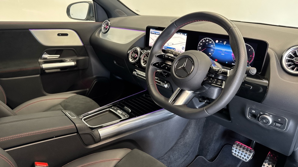 Mercedes-Benz GLA 220d 4Matic AMG Line Executive 5dr Auto Diesel Hatchback - Image 11