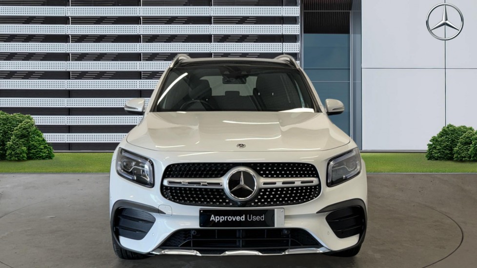 Mercedes-Benz GLB 220d 4Matic AMG Line Prem Plus 5dr 8G-Tronic Diesel Estate - Image 3