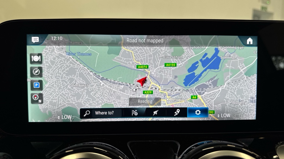 Mercedes-Benz GLB 220d 4Matic AMG Line Prem Plus 5dr 8G-Tronic Diesel Estate - Image 12