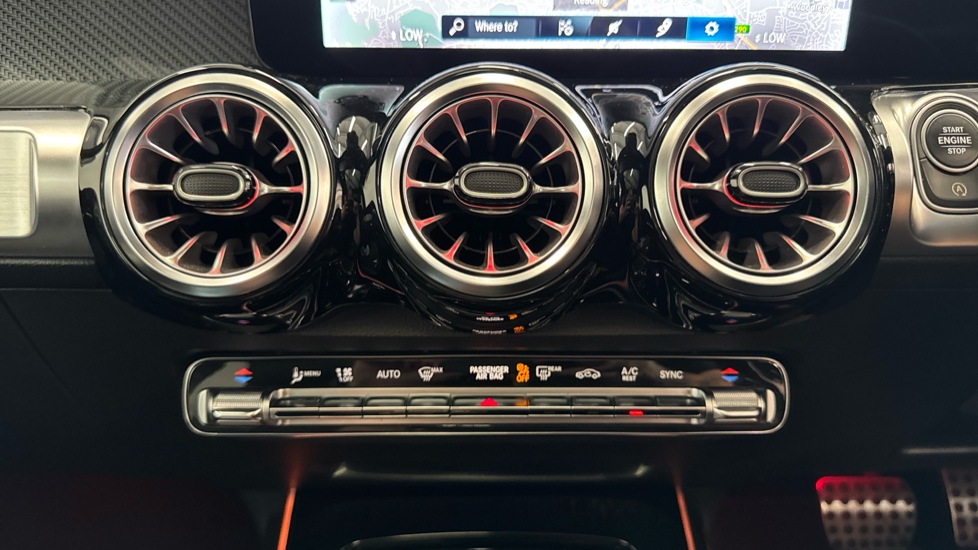 Mercedes-Benz GLB 220d 4Matic AMG Line Prem Plus 5dr 8G-Tronic Diesel Estate - Image 34