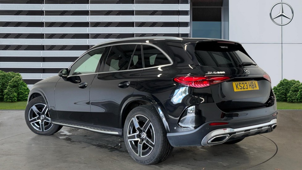 Mercedes-Benz GLC 300 4Matic AMG Line 5dr 9G-Tronic Petrol Estate - Image 2