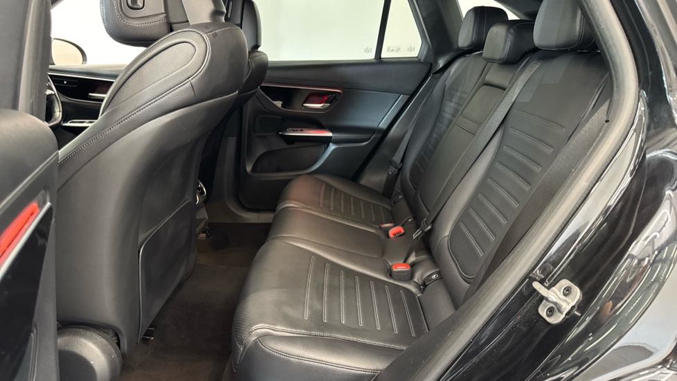 Mercedes-Benz GLC 300 4Matic AMG Line 5dr 9G-Tronic Petrol Estate - Image 16