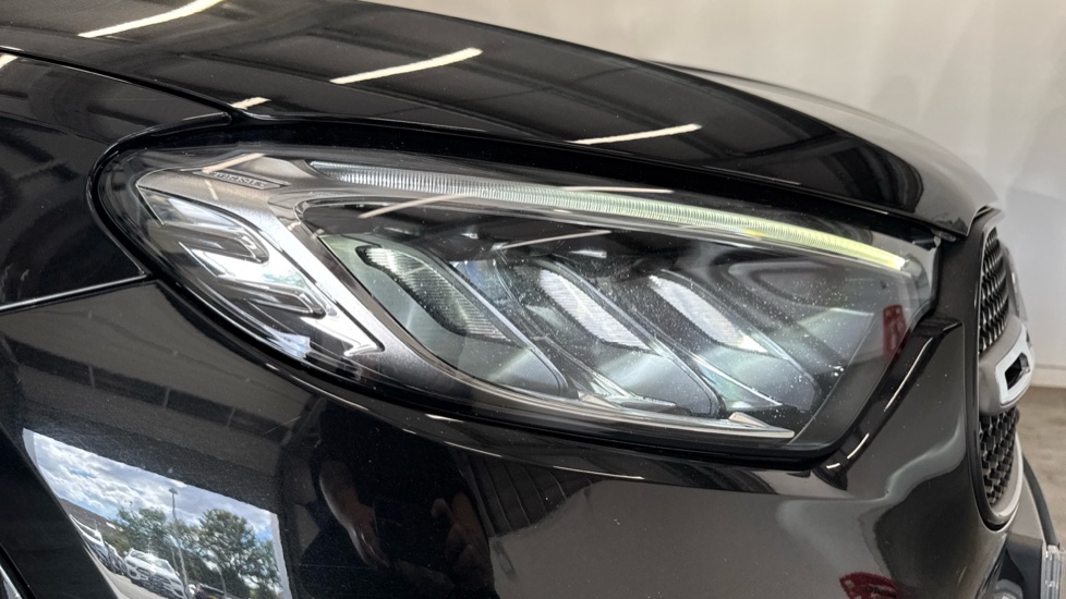 Mercedes-Benz GLC 300 4Matic AMG Line 5dr 9G-Tronic Petrol Estate - Image 43
