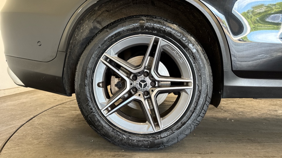 Mercedes-Benz GLC Coupe GLC 300 4Matic AMG Line 5dr 9G-Tronic Petrol Estate - Image 7