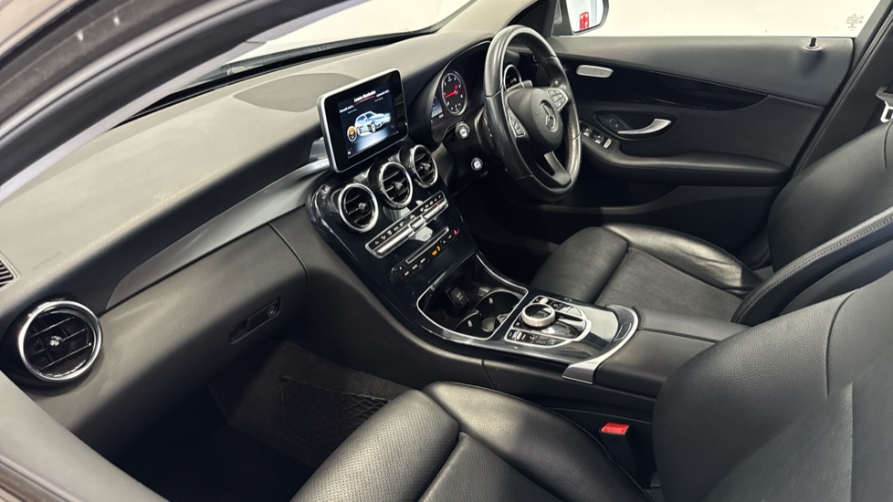 Mercedes-Benz C-Class C220d SE Executive Edition 5dr 9G-Tronic Diesel Estate - Image 9