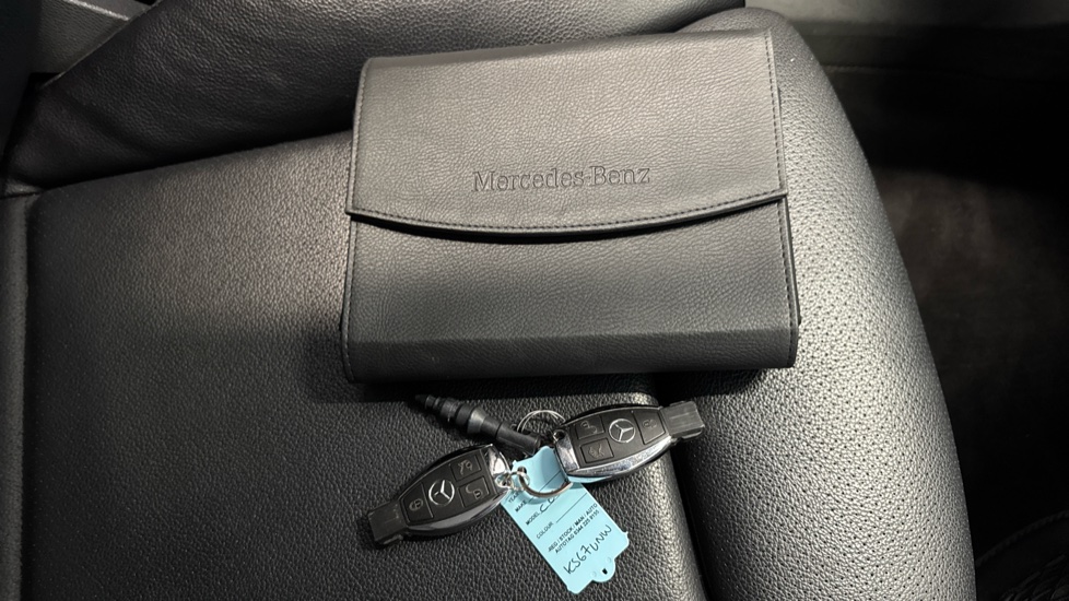 Mercedes-Benz C-Class C220d SE Executive Edition 5dr 9G-Tronic Diesel Estate - Image 19