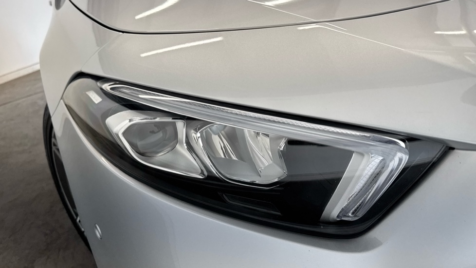 Mercedes-Benz A-Class A180 AMG Line Executive 5dr Petrol Hatchback - Image 21