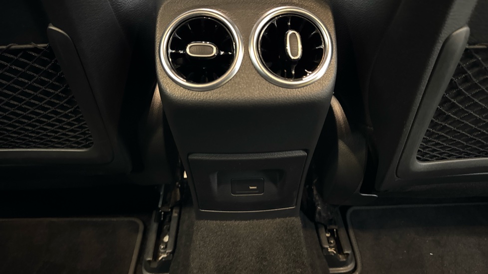 Mercedes-Benz A-Class A180 AMG Line Executive 5dr Petrol Hatchback - Image 30