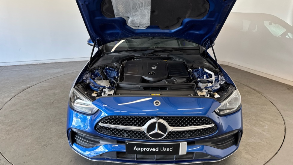 Mercedes-Benz C-Class C200 AMG Line Premium 5dr 9G-Tronic Petrol Estate - Image 8